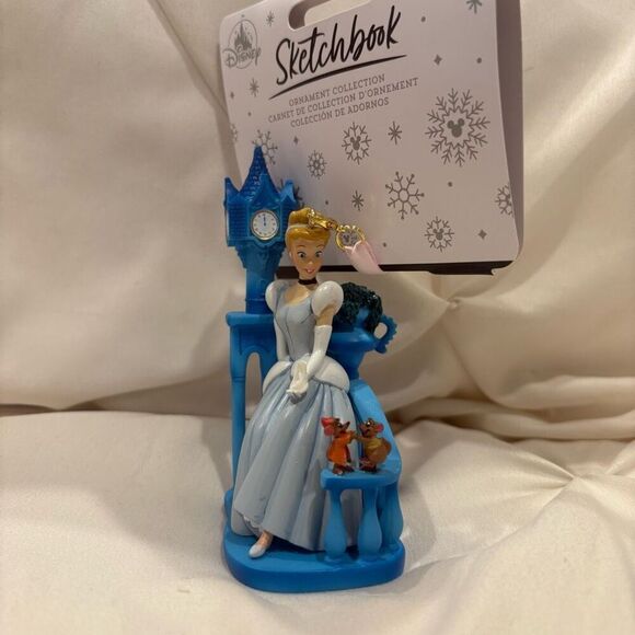 Disney Store Artist Sketchbook Princess Cinderella Figurine Ornament NWT - Picture 3 of 8